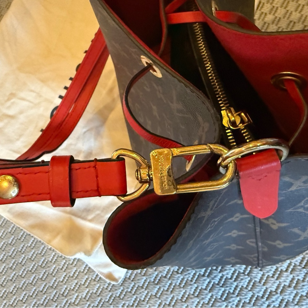 Louis Vuitton Monogram Bucket Bag - Black and Red - Picture 7 of 10